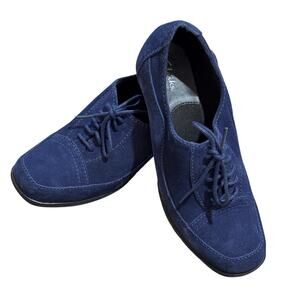 Clarks Bendables Womens Tie shoes/Heels, Leather Upper, size 7, Block Heel, Blue